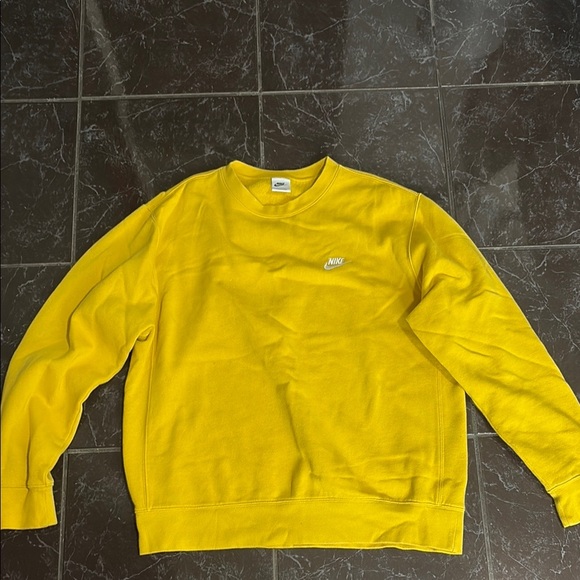 Nike Other - Nike Men's or women’s Yellow Sweater